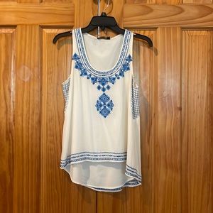 THML white sleeveless tunic shirt with blue embroidery